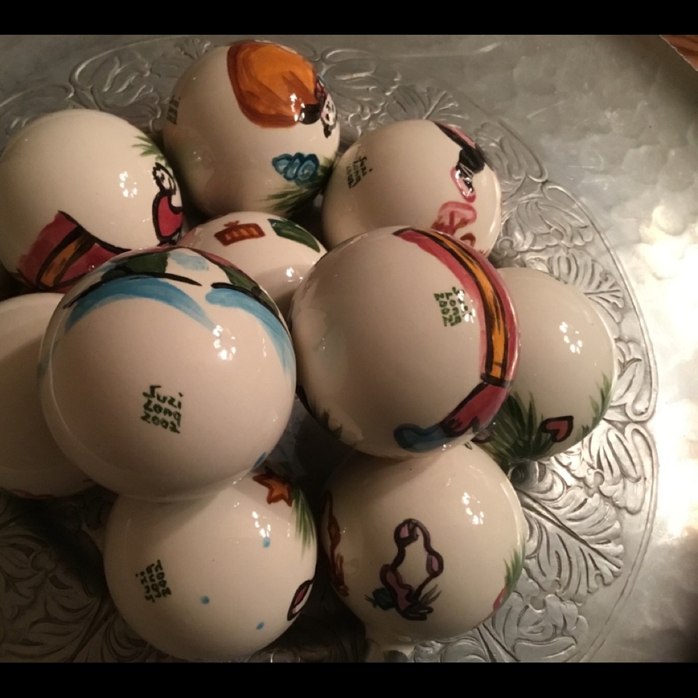 10 Suzuki Long Xmas ornaments signed and d 2002
